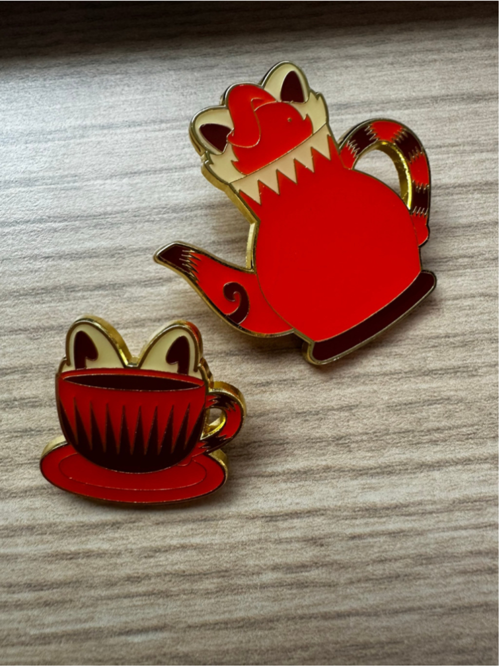 Disney Pixar Tea Pot & Tea Cup Pin Set Pin Set of 2 pins - TURNING RED